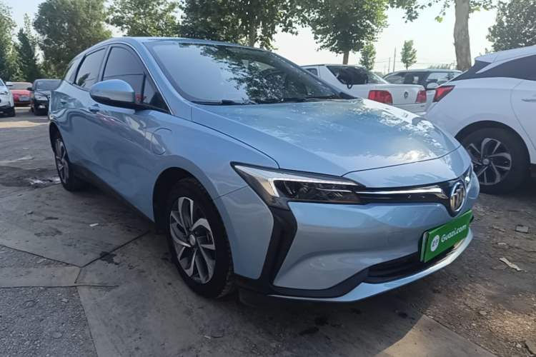 Used Buick Velite 6 2020 Connected Fashion PLUS Front Right 45 Deg