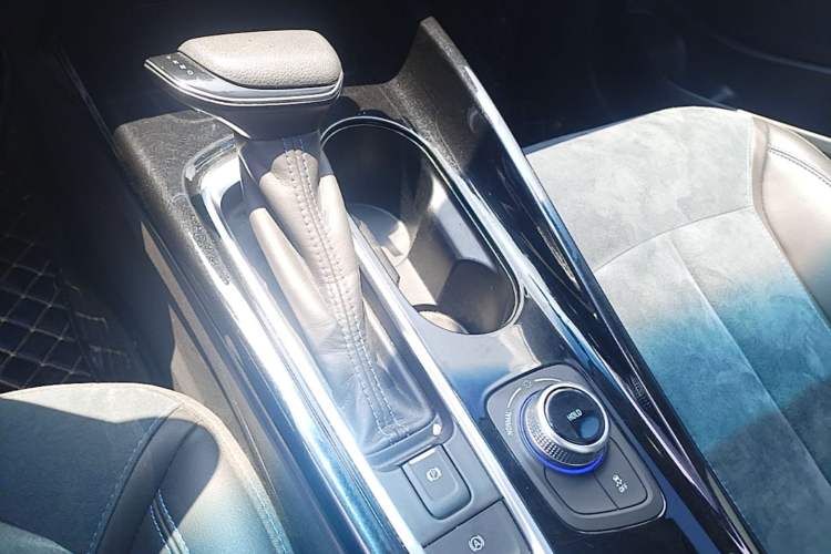 Used Buick Velite 6 2020 Plug-in Hybrid Connected Smart Edition Gear Lever