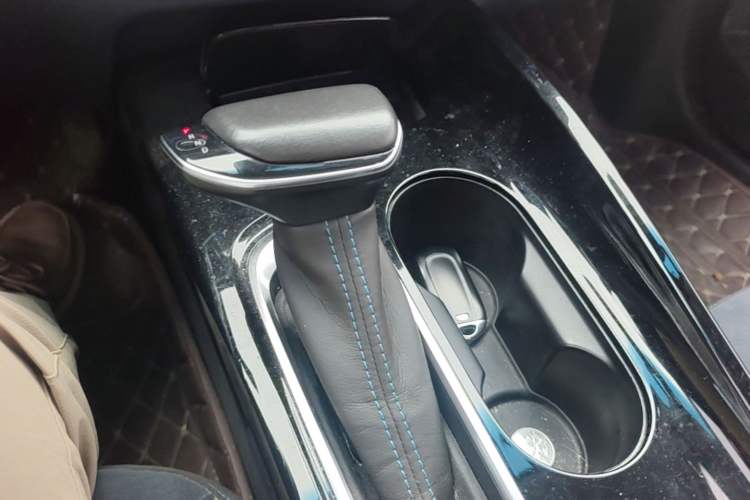 Used Buick Velite 6 2020 Connected Smart PLUS Gear Lever