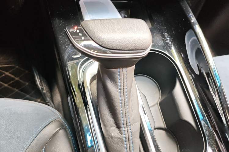 Used Buick Velite 6 2020 Plug-in Hybrid Connected Smart Edition Gear Lever