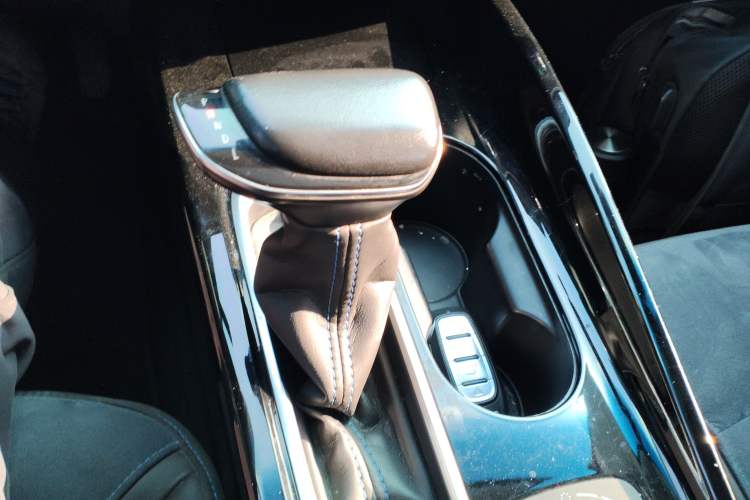 Used Buick Velite 6 2020 Plug-in Hybrid Connected Smart Model Gear Lever