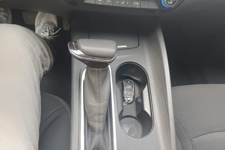 Used Buick Velite 6 2020 Connected Fashion PLUS Gear Lever
