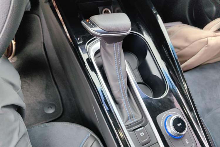 Used Buick Velite 6 2020 Plug-in Hybrid Connected Smart Edition Gear Lever