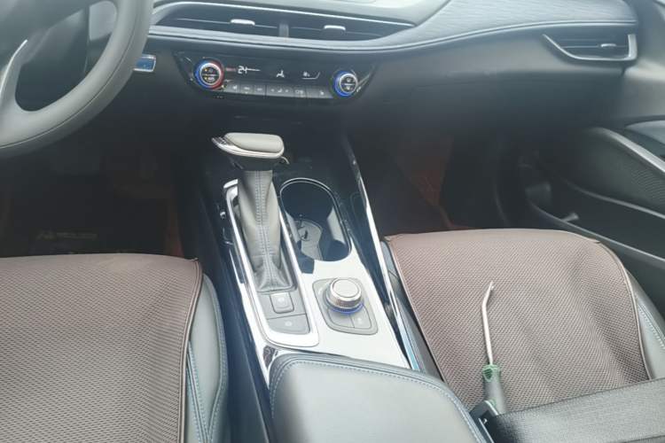 Used Buick Velite 6 2020 Plug-in Hybrid Connected Smart Edition Gear Lever