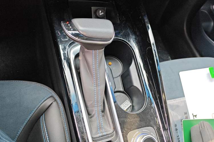 Used Buick Velite 6 2020 Plug-in Hybrid Connected Smart Model Gear Lever
