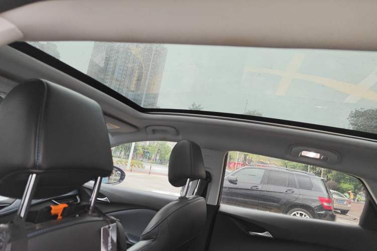 Used Buick Velite 6 2020 Plug-in Hybrid Connected Smart Edition Headliner