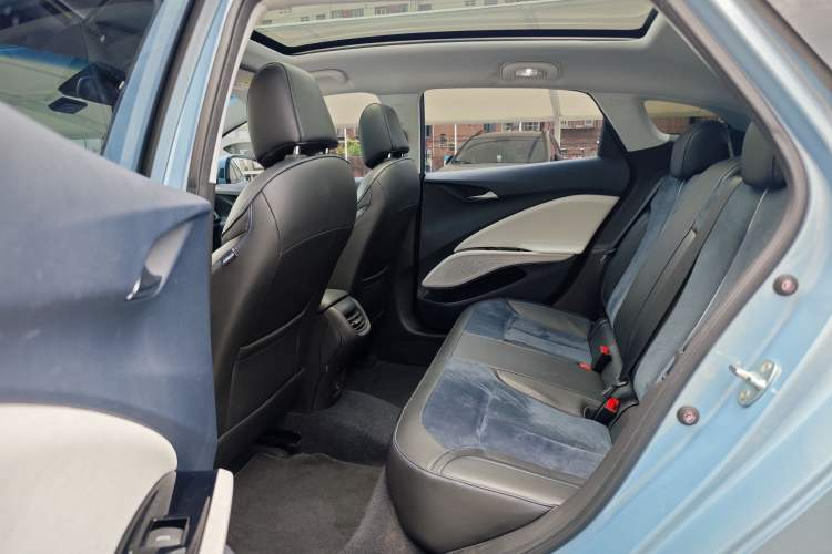 Used Buick Velite 6 2020 Plug-in Hybrid Connected Smart Model Interior 3