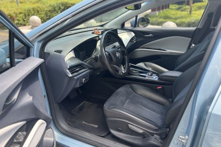 Used Buick Velite 6 2020 Connected Smart PLUS Interior 4