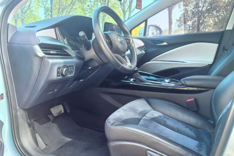 Used Buick Velite 6 2020 Plug-in Hybrid Connected Smart Model Interior 4