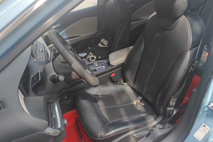 Used Buick Velite 6 2020 Plug-in Hybrid Connected Fashion Model Left Front Seat