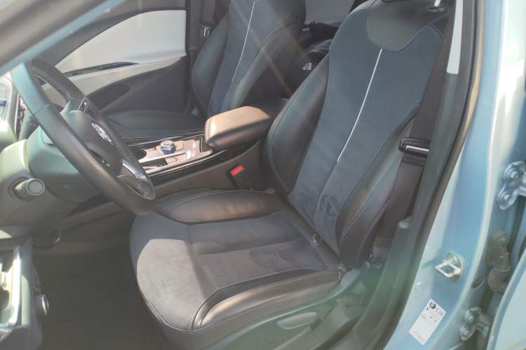 Used Buick Velite 6 2020 Plug-in Hybrid Connected Smart Model Left Front Seat