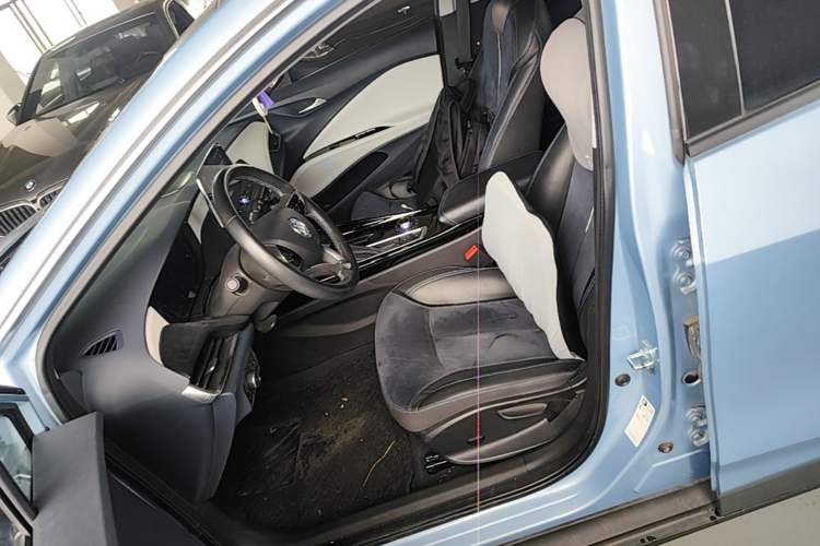 Used Buick Velite 6 2020 Plug-in Hybrid Connected Smart Model Left Front Seat