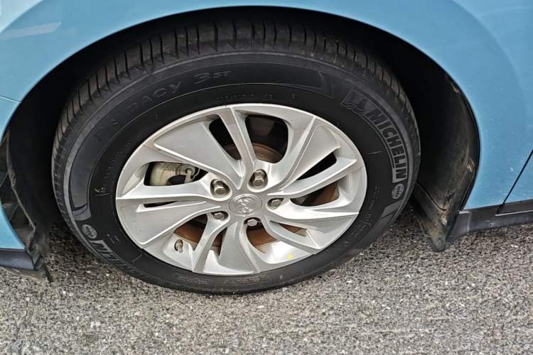 Used Buick Velite 6 2020 Plug-in Hybrid Connected Fashion Model Left Front Wheel Hub