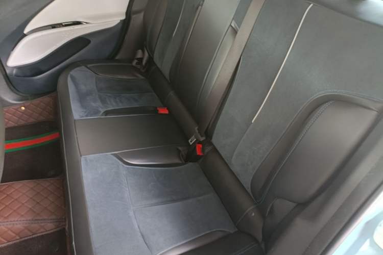 Used Buick Velite 6 2020 Plug-in Hybrid Connected Smart Model Left Rear Seat