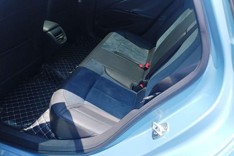 Used Buick Velite 6 2020 Plug-in Hybrid Connected Smart Edition Left Rear Seat