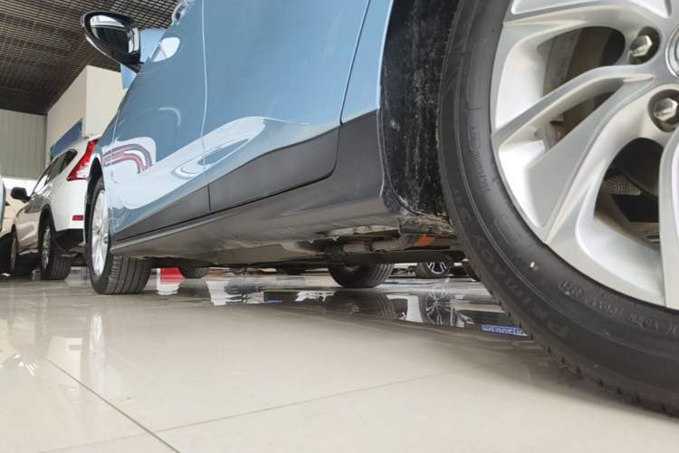 Used Buick Velite 6 2020 Plug-in Hybrid Connected Fashion Model Left Side Sill