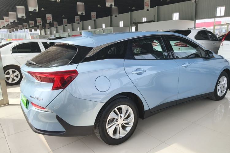 Used Buick Velite 6 2020 Plug-in Hybrid Connected Fashion Model Rear Right 45 Deg