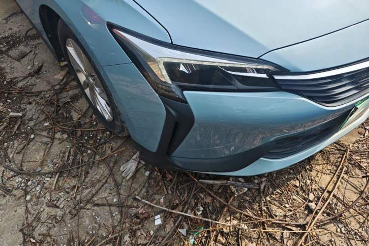 Used Buick Velite 6 2020 Plug-in Hybrid Connected Fashion Model Right Front Headlight