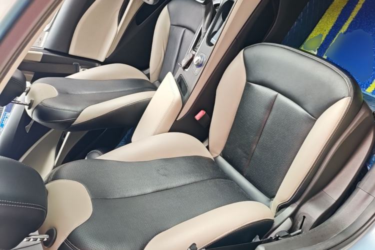 Used Buick Velite 6 2020 Plug-in Hybrid Connected Fashion Model Right Front Seat
