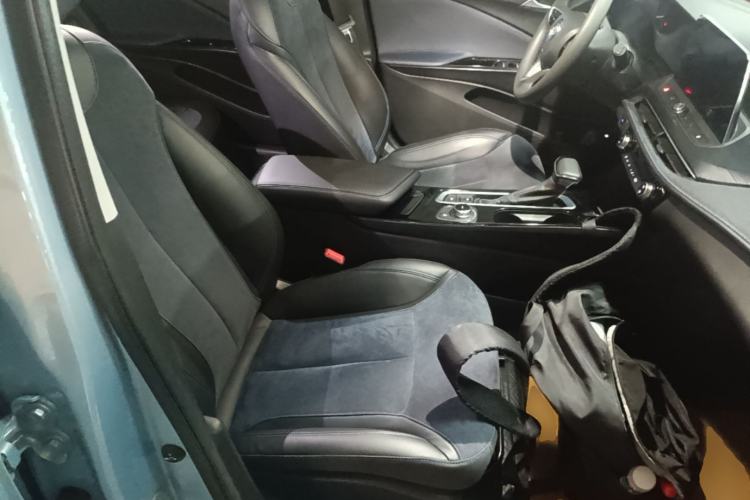 Used Buick Velite 6 2020 Plug-in Hybrid Connected Smart Edition Right Front Seat