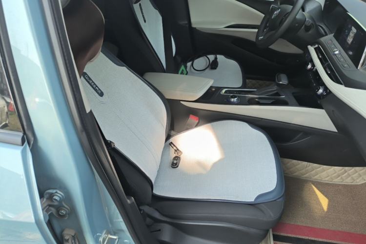 Used Buick Velite 6 2020 Plug-in Hybrid Connected Fashion Model Right Front Seat