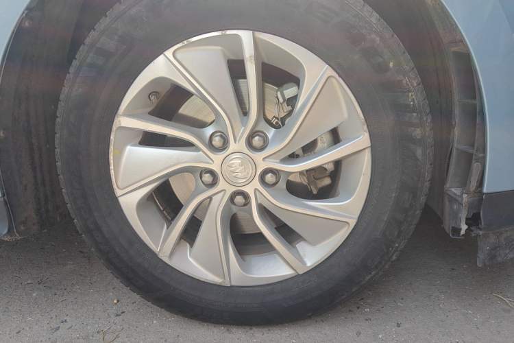 Used Buick Velite 6 2020 Plug-in Hybrid Connected Fashion Model Right Front Wheel Hub