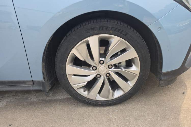 Used Buick Velite 6 2020 Plug-in Hybrid Connected Smart Model Right Front Wheel Hub