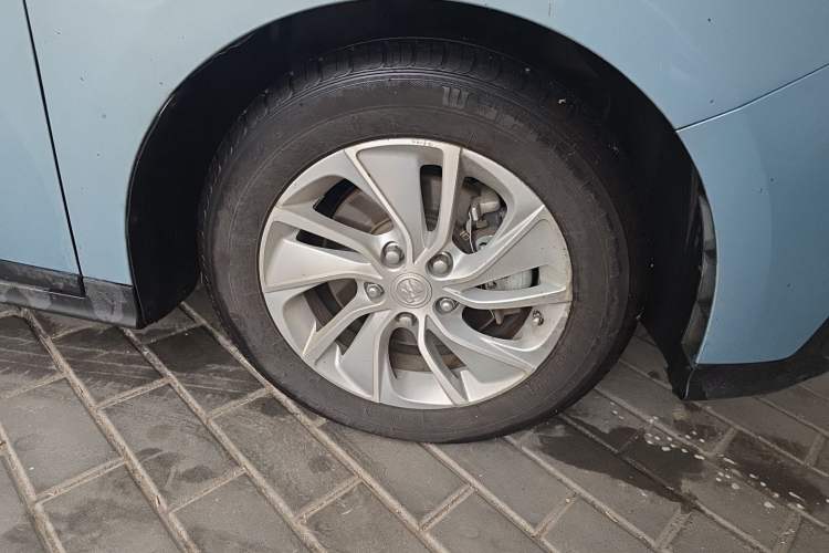 Used Buick Velite 6 2020 Plug-in Hybrid Connected Fashion Model Right Front Wheel Hub
