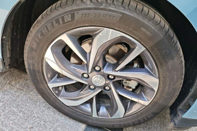 Used Buick Velite 6 2020 Plug-in Hybrid Connected Smart Edition Right Front Wheel Hub