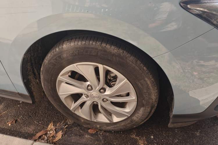Used Buick Velite 6 2020 Plug-in Hybrid Connected Fashion Model Right Front Wheel Hub