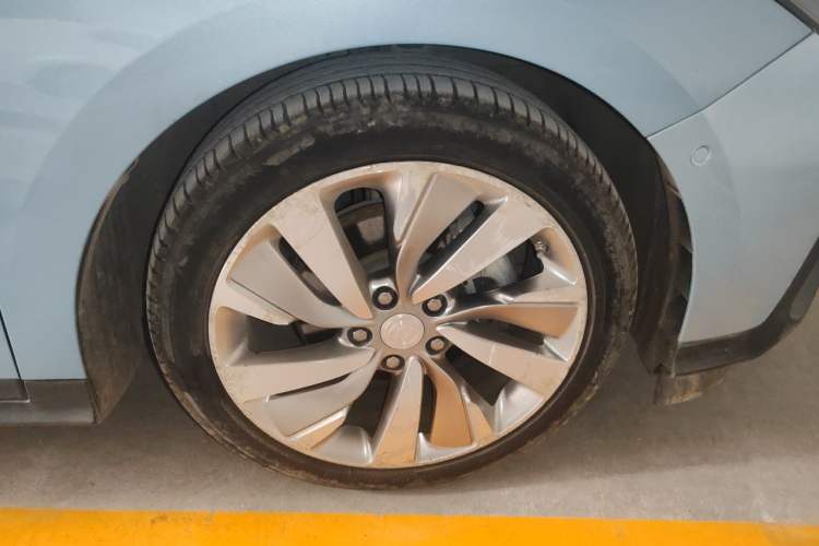 Used Buick Velite 6 2020 Plug-in Hybrid Connected Smart Model Right Front Wheel Hub