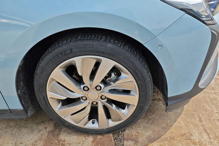 Used Buick Velite 6 2020 Plug-in Hybrid Connected Smart Model Right Front Wheel Hub