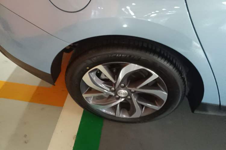 Used Buick Velite 6 2020 Plug-in Hybrid Connected Smart Edition Right Rear Wheel Hub