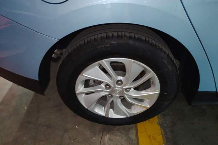 Used Buick Velite 6 2020 Plug-in Hybrid Connected Fashion Model Right Rear Wheel Hub