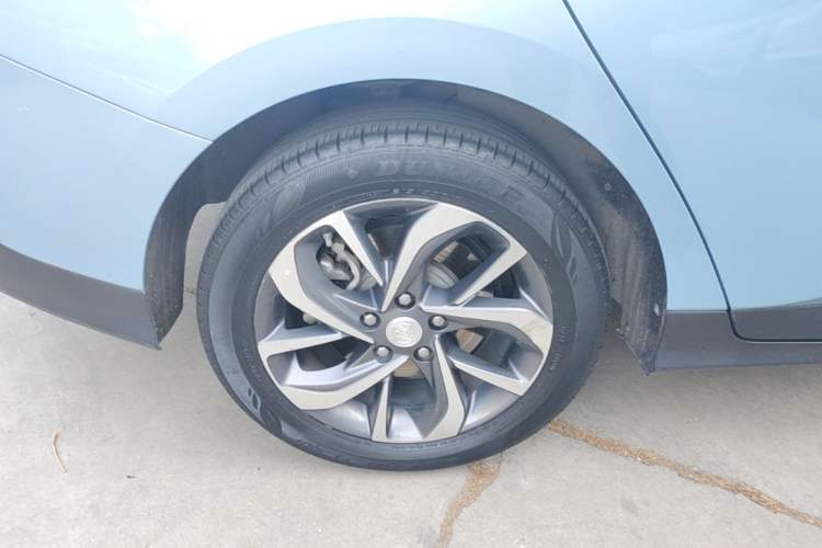 Used Buick Velite 6 2020 Connected Smart Enjoyment PLUS Right Rear Wheel Hub