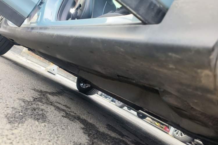 Used Buick Velite 6 2020 Plug-in Hybrid Connected Smart Model Right Side Sill