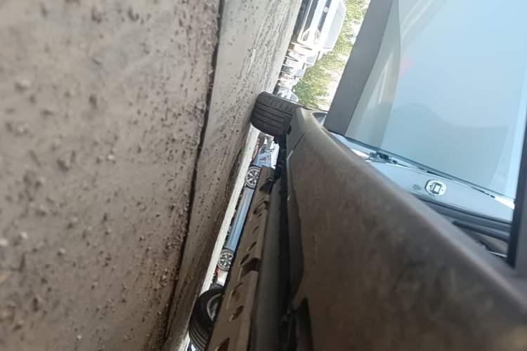 Used Buick Velite 6 2020 Connected Fashion PLUS Right Side Sill