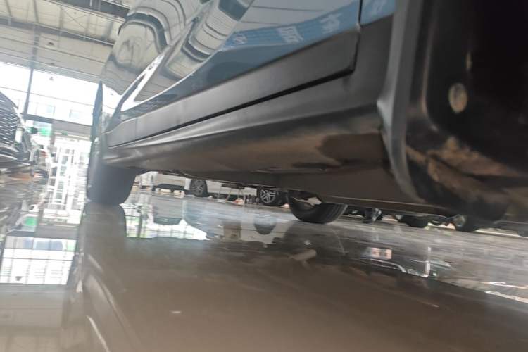 Used Buick Velite 6 2020 Plug-in Hybrid Connected Fashion Model Right Side Sill