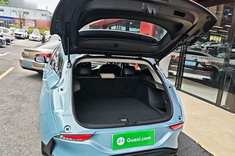 Used Buick Velite 6 2020 Plug-in Hybrid Connected Fashion Model Trunk