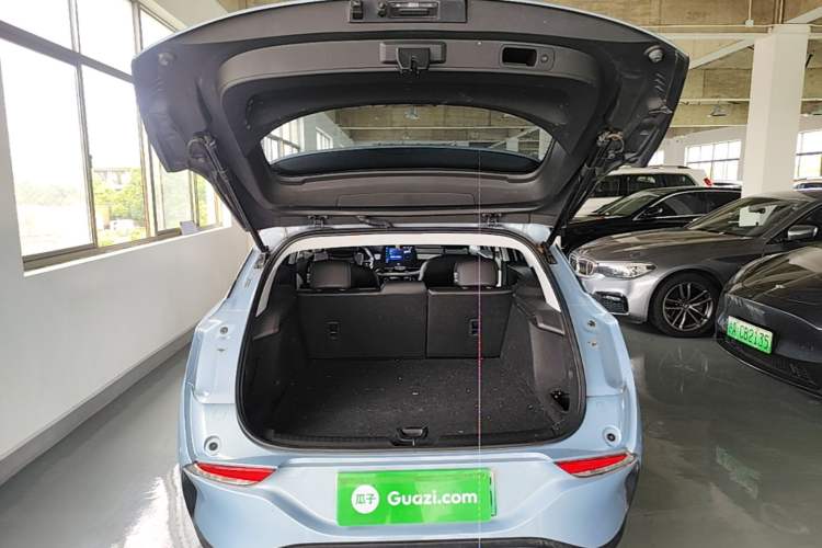 Used Buick Velite 6 2020 Plug-in Hybrid Connected Smart Model Trunk