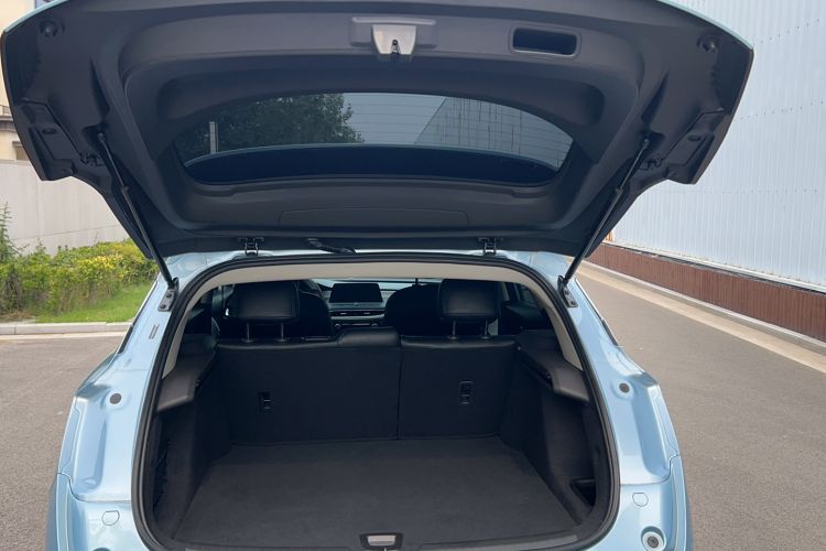 Used Buick Velite 6 2020 Plug-in Hybrid Connected Fashion Model Trunk