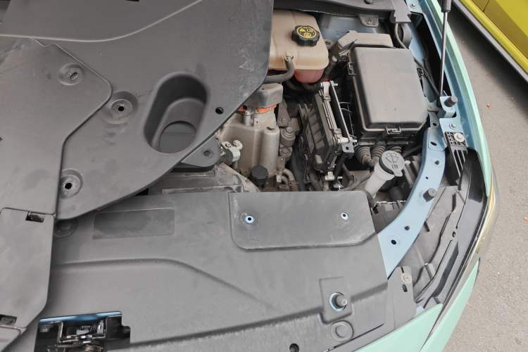 Used Buick Velite 6 2020 Plug-in Hybrid Connected Smart Edition Engine Bay Left