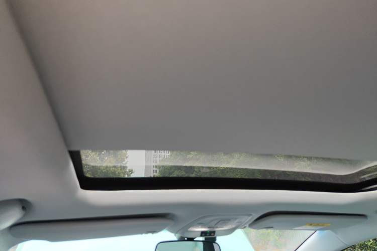 Used Buick Velite 6 2020 Plug-in Hybrid Connected Smart Edition Headliner