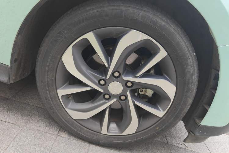 Used Buick Velite 6 2020 Plug-in Hybrid Connected Smart Edition Right Front Wheel Hub