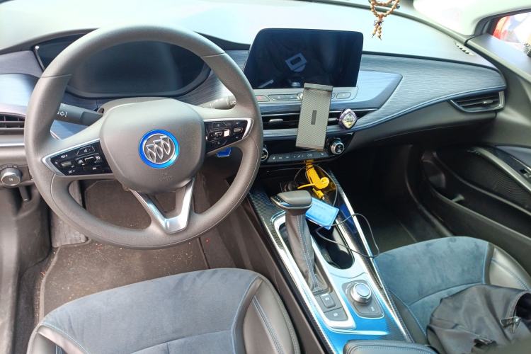 Used Buick Velite 6 2020 Plug-in Hybrid Connected Smart Edition Center Console
