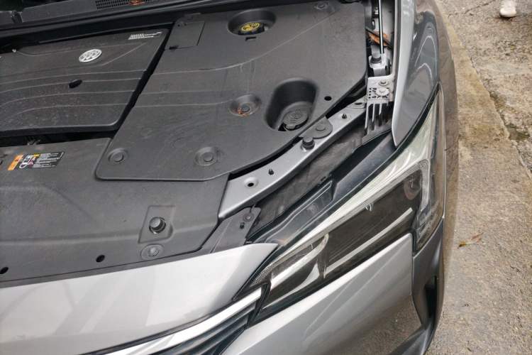Used Buick Velite 6 2020 Plug-in Hybrid Connected Smart Edition Engine Bay Left