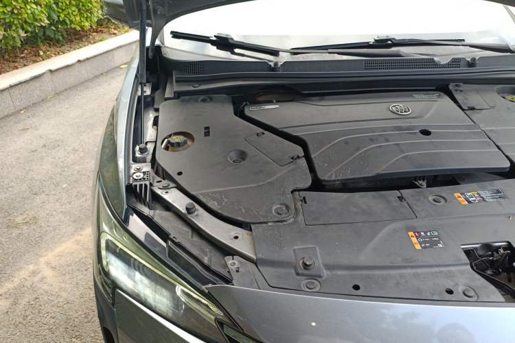 Used Buick Velite 6 2020 Plug-in Hybrid Connected Smart Model Engine Bay Right