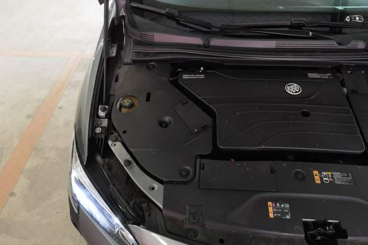 Used Buick Velite 6 2020 Plug-in Hybrid Connected Smart Model Engine Bay Right