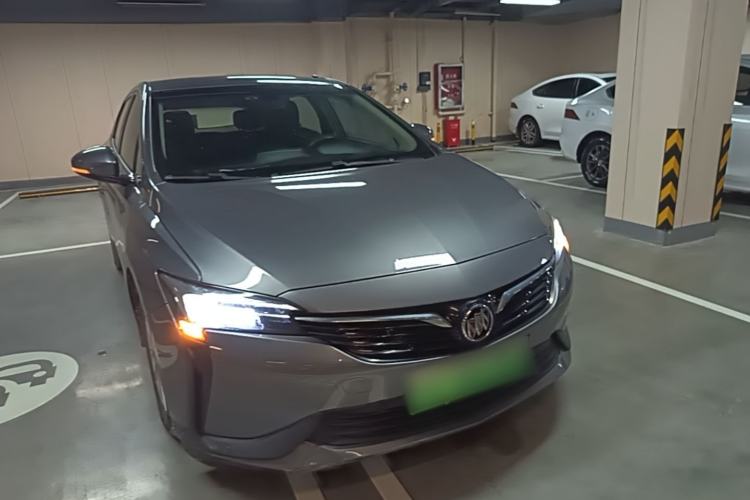 Used Buick Velite 6 2020 Plug-in Hybrid Connected Fashion Model Front Right 45 Deg
