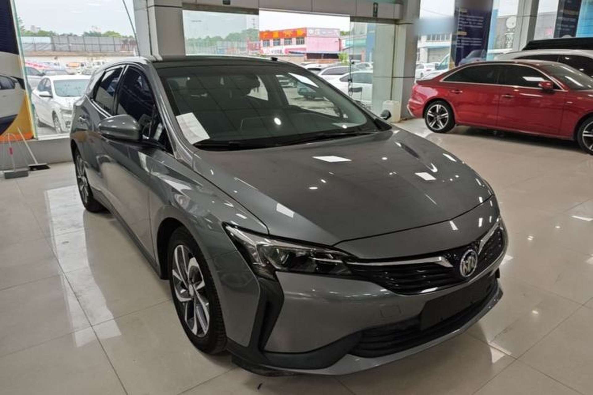 Used Buick Velite 6 2020 Plug-in Hybrid Connected Smart Edition Front Right 45 Deg